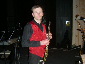 Libor Kazda - soprán sax., kytara, klávesy, zpěv 2003